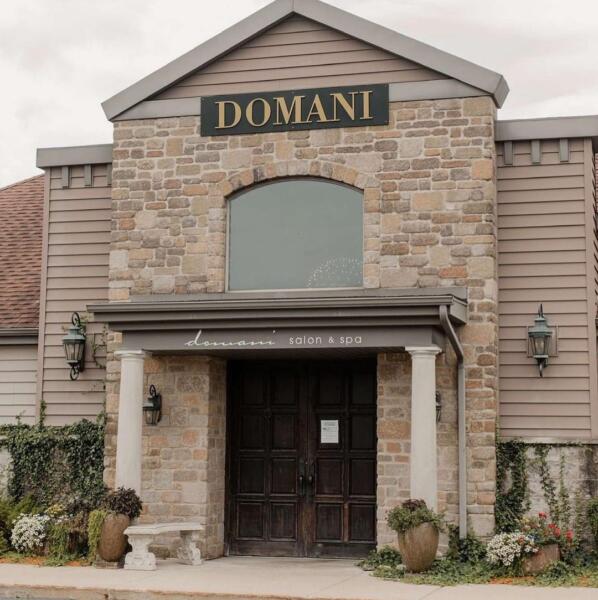 Exterior of Domani Salon & Spa in Watertown WI