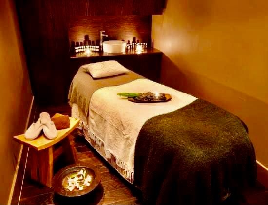 Oasis Salon and Spa Massage Room