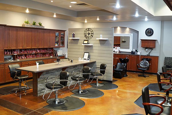 The color bar at Domani Salon