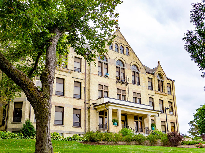 Maranatha Baptist University