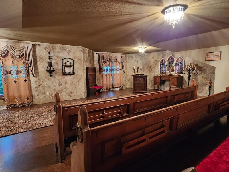 Chapel in Wisteria Castle in Watertown Wi