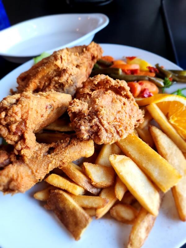 Fried chicken and fries from Stoll's Olde 109 in Lebanon, Wi