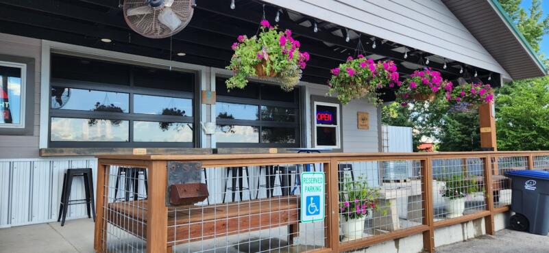 Front of Stoll's Olde 109 in Lebanon wi