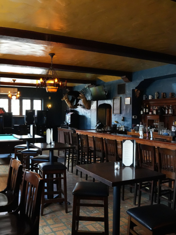 Bar room at Goose and Gander Pub & Grill in Watertown Wi